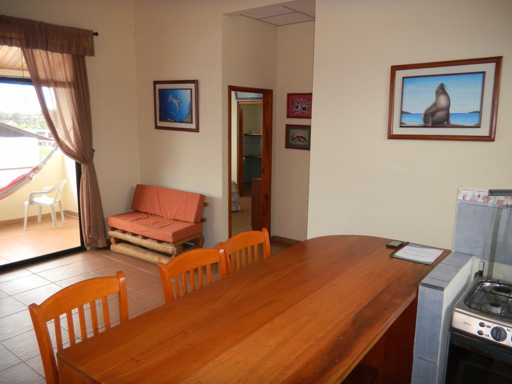 Hostal Baltra Puerto Ayora  Chambre photo