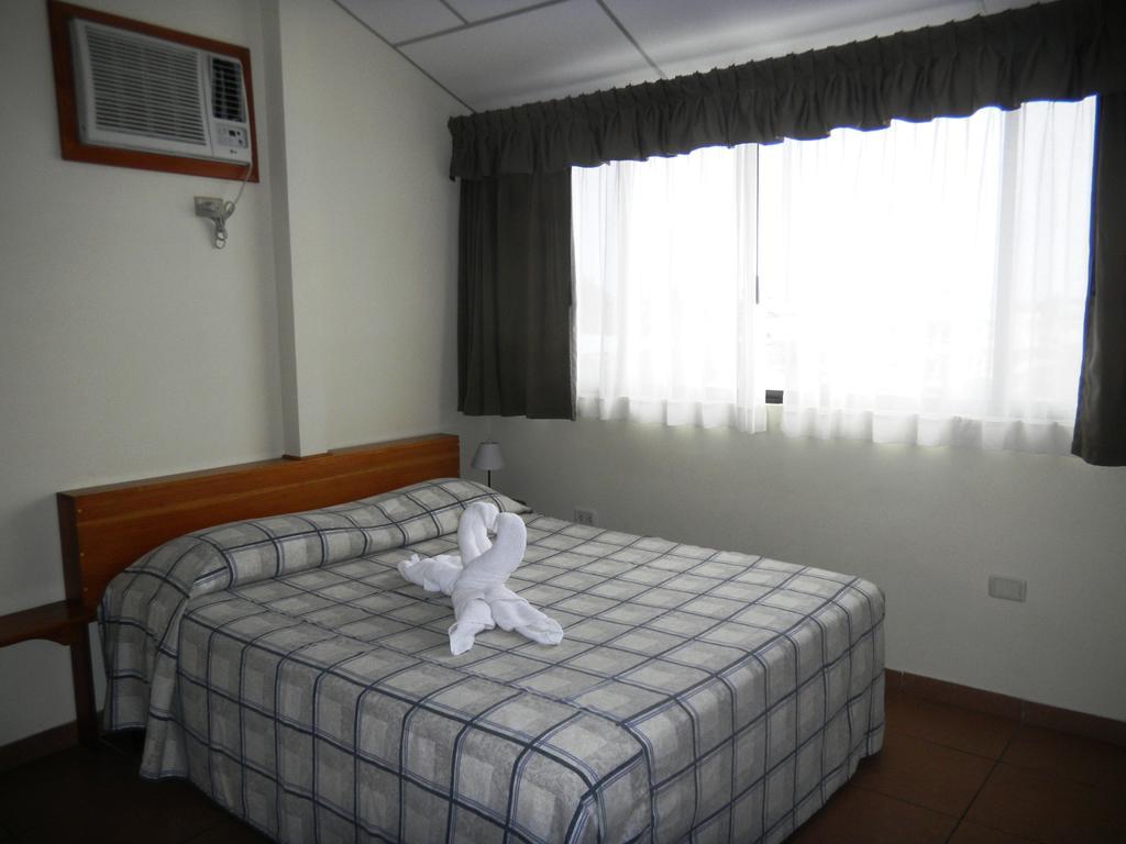Hostal Baltra Puerto Ayora  Extérieur photo