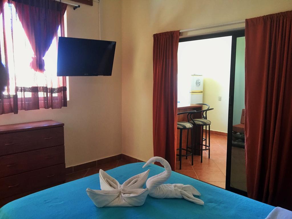Hostal Baltra Puerto Ayora  Extérieur photo